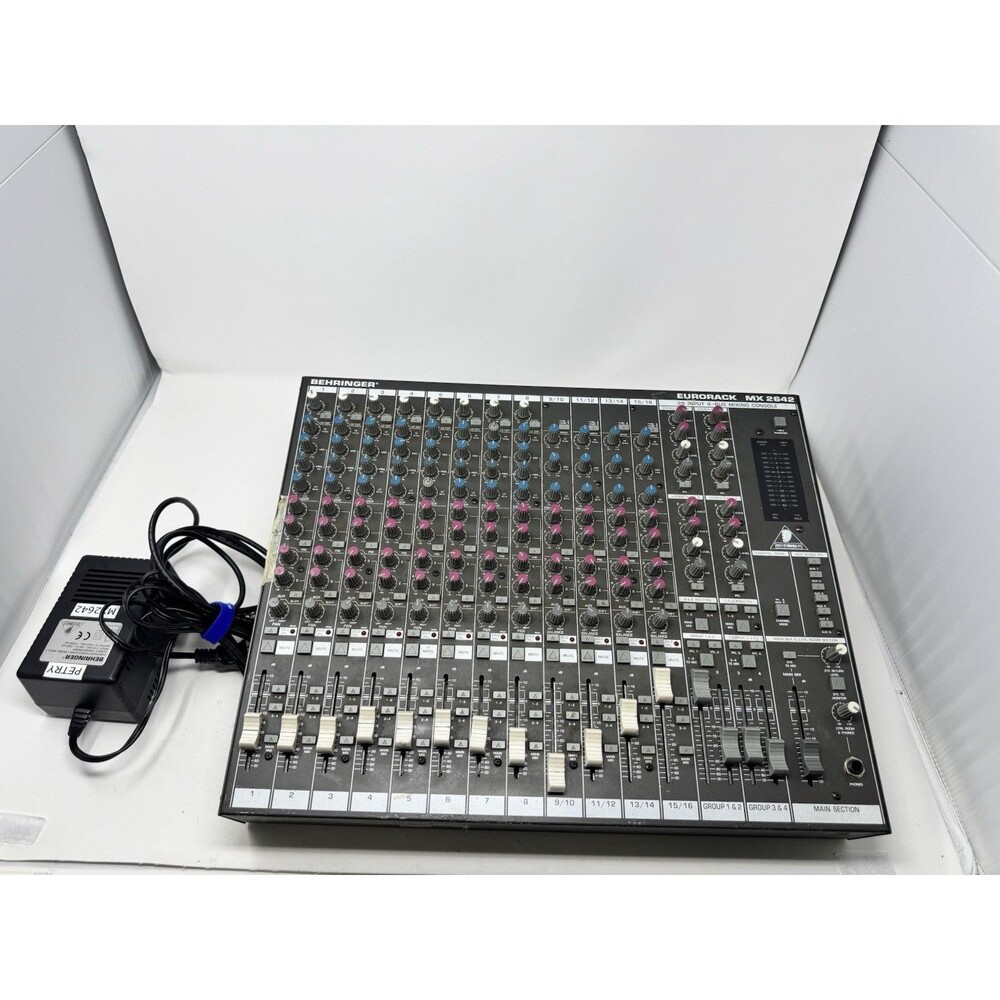 Behringer Eurorack MX2642 Mixer 26-Input 4-Bus Mixing Console